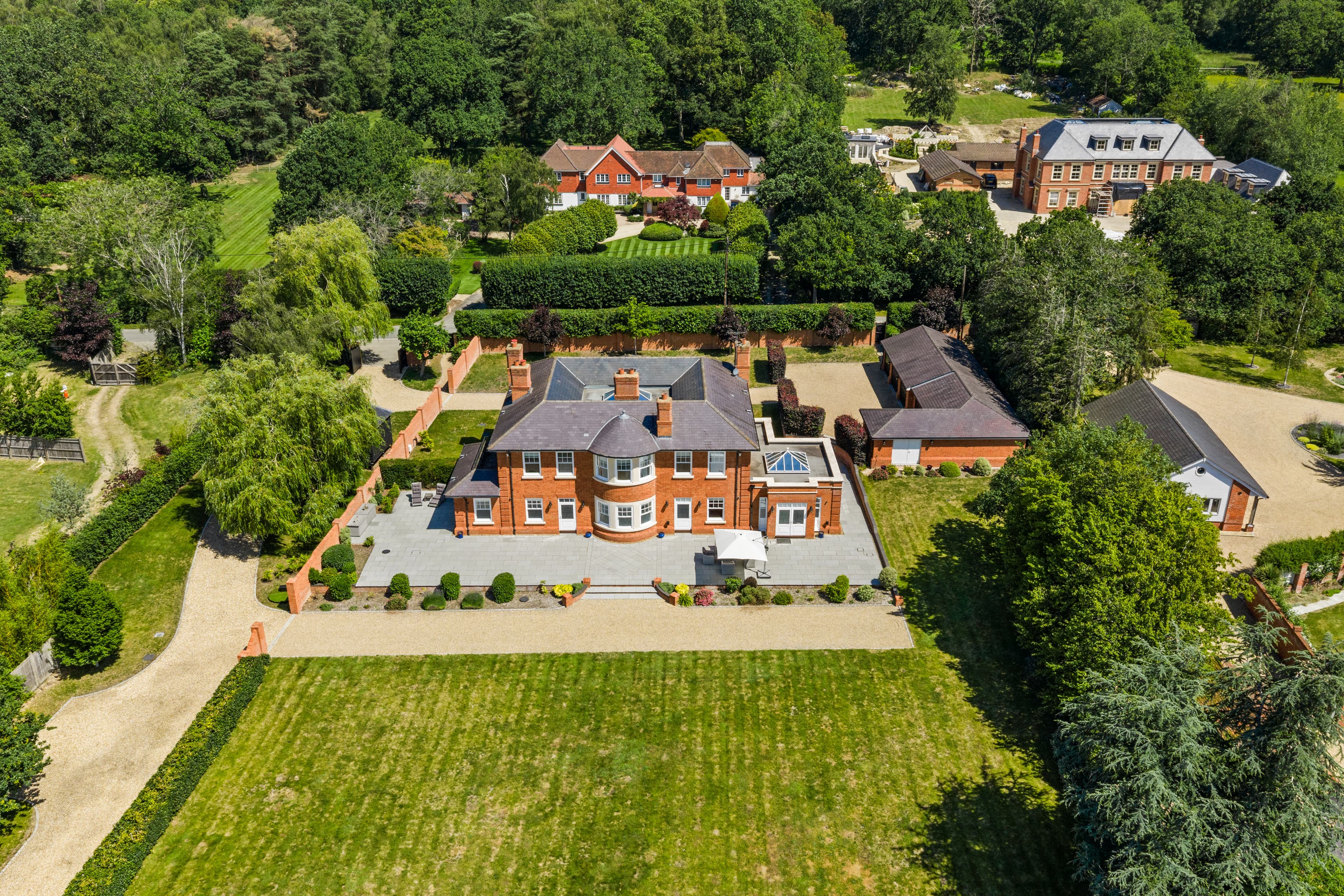 Lower Sandhurst Road - Moor Green Farm, Lower Sandhurst Road, Finchampstead RG40 3TJ V2 DRONE 23
