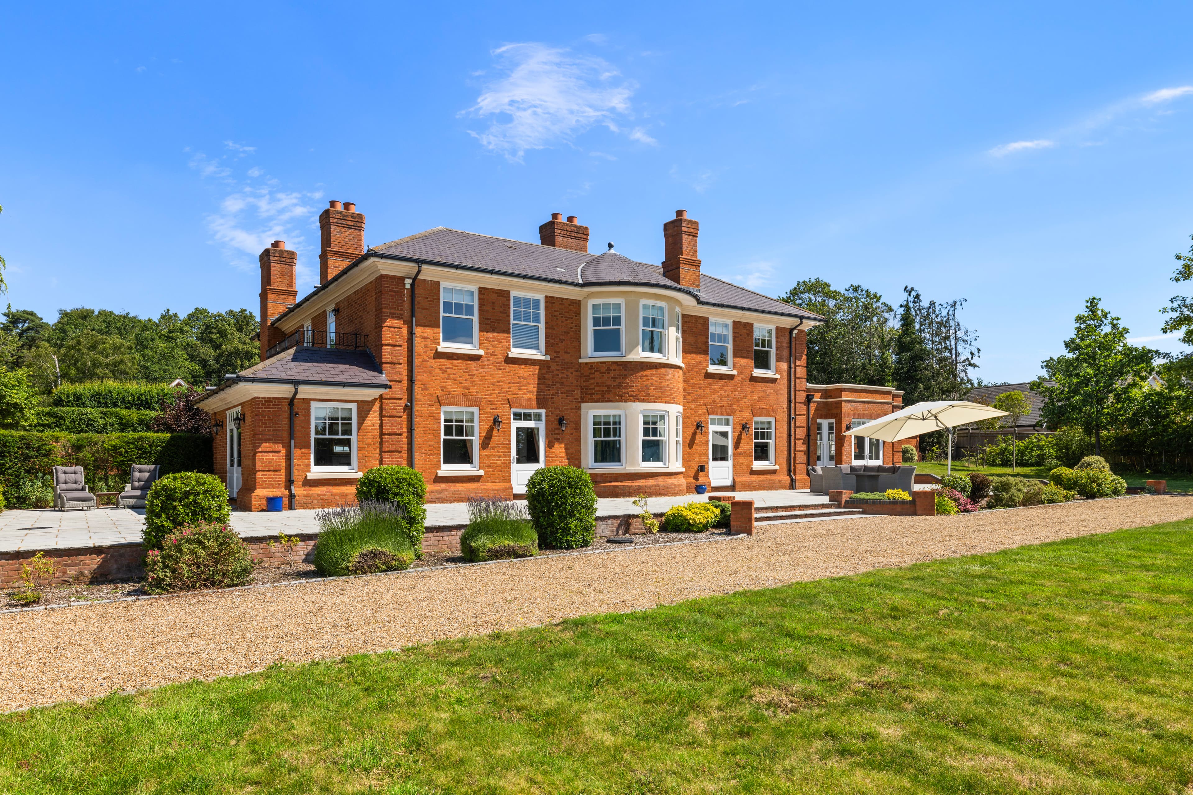 Lower Sandhurst Road - Moor Green Farm, Lower Sandhurst Road, Finchampstead RG40 3TJ V2 20